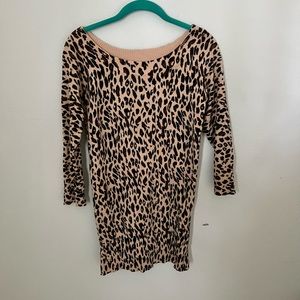Forever 21 animal print sweater size L